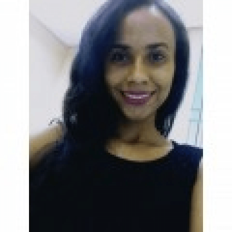 Paola Lenes