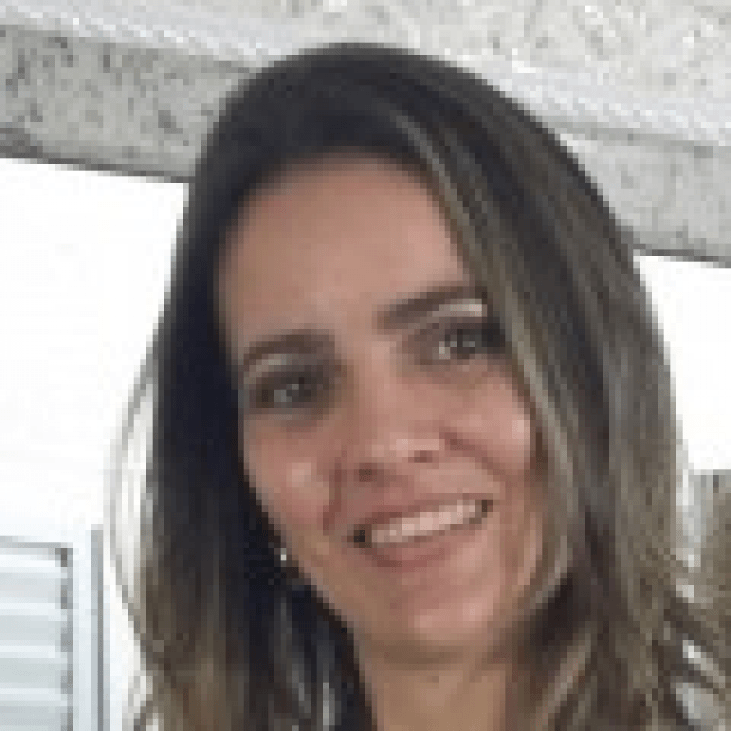 Dra.pamela Cristina de Oliveira Silva