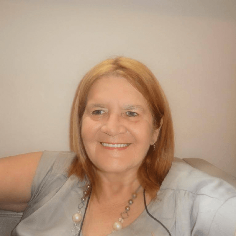 Ligia Regina Nolasco Hoffmann Irala da Cruz