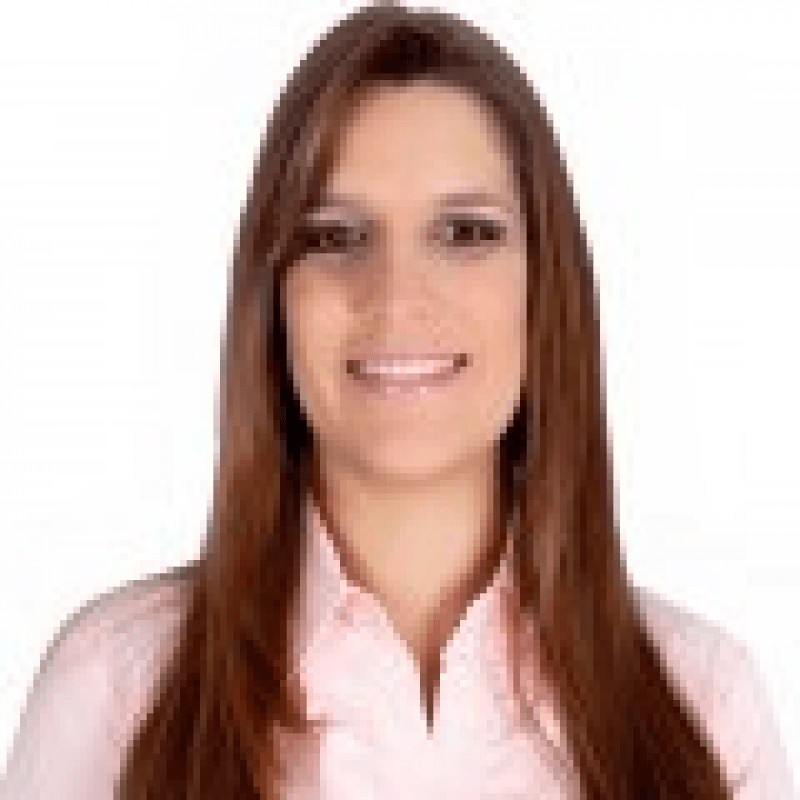 Camila Fernandes Mendon&ccedil;a