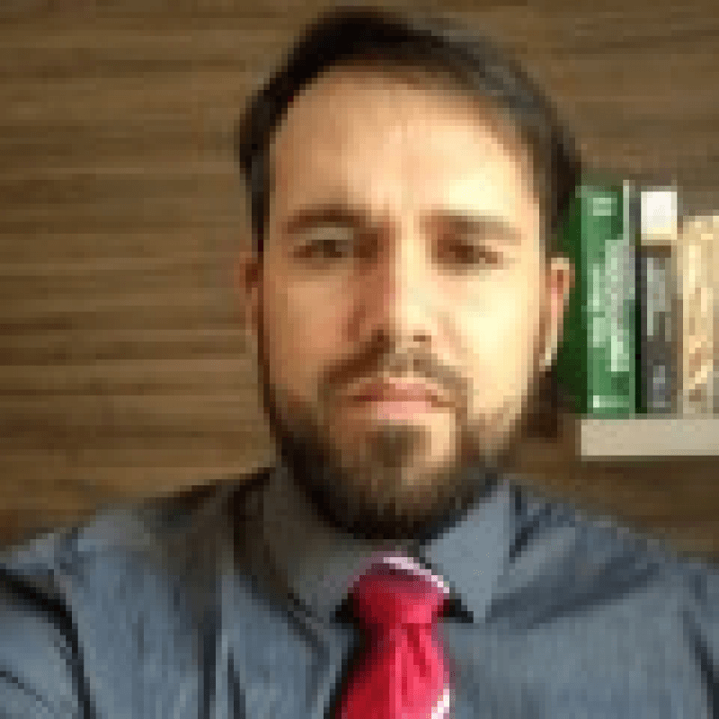 Cl&aacute;udio Brito