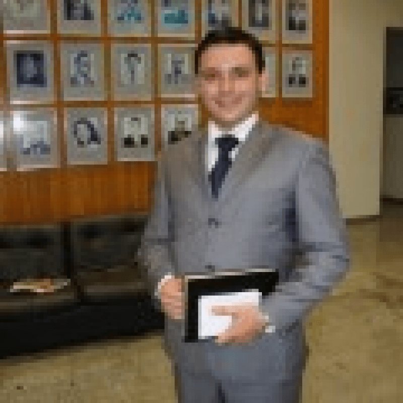 Guilherme Abra&atilde;o Sim&atilde;o de Almeida