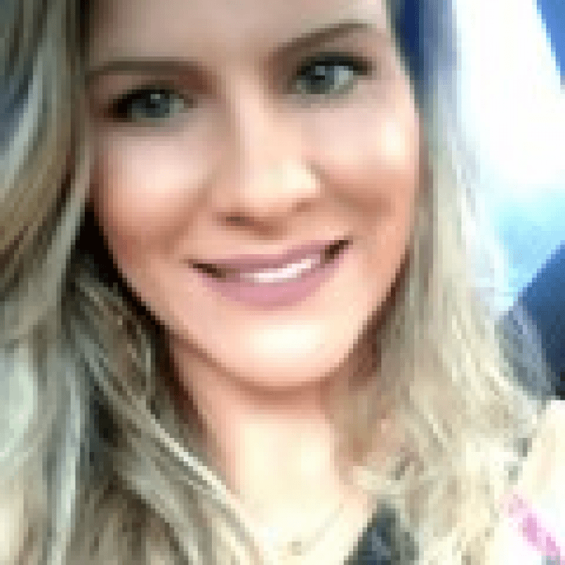 Lana Abadia Oliveira