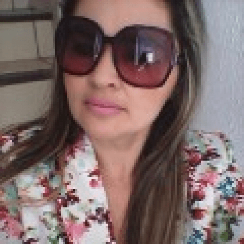 Carla Guimar&atilde;es