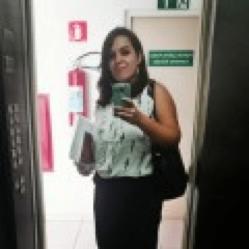 Paula Carolina Rossi Claro