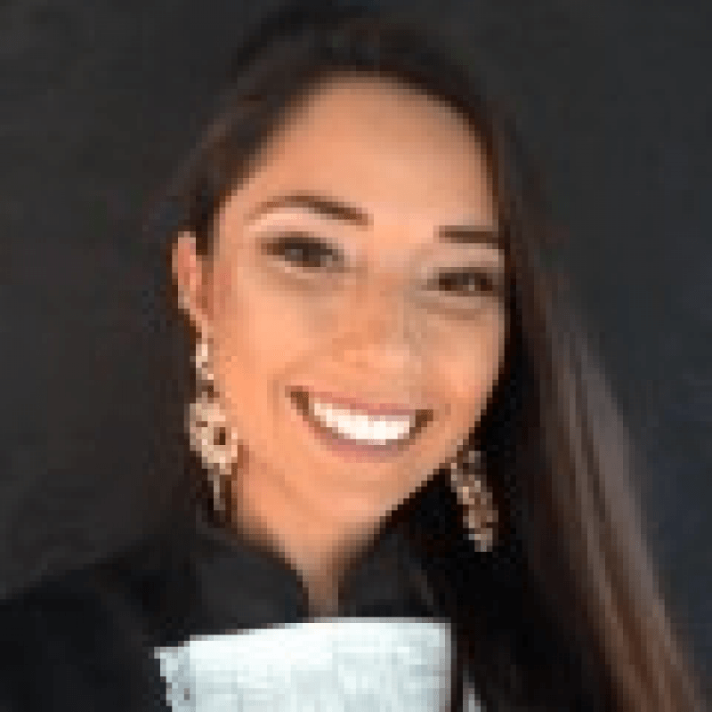 T&aacute;bata Miqueletti