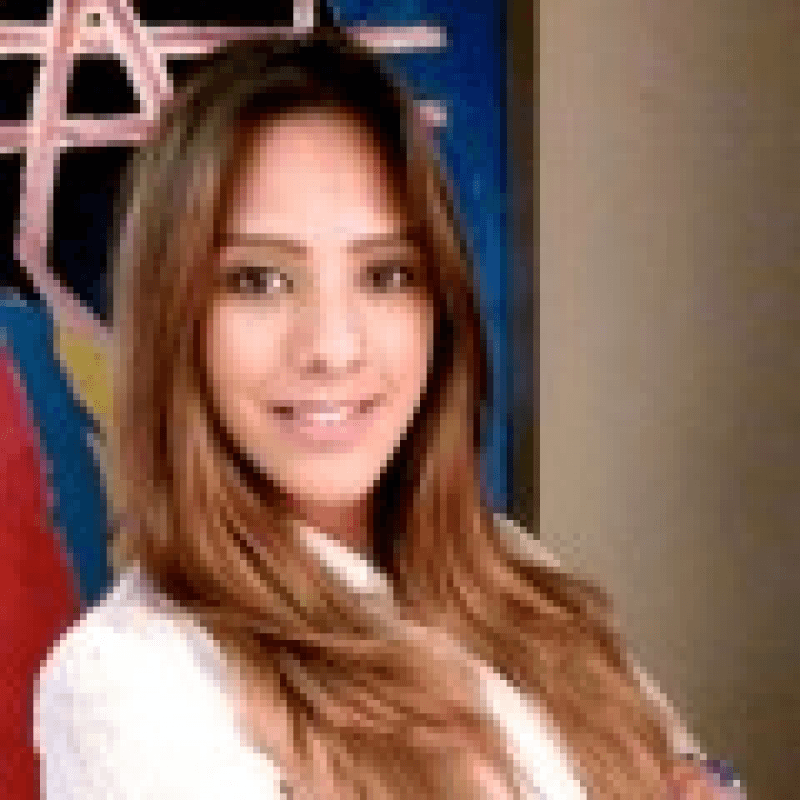 Julia Carolina Cabral de Oliveira