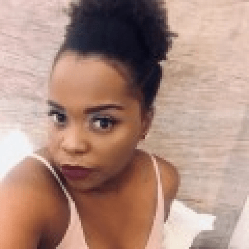 Vit&oacute;ria Assis