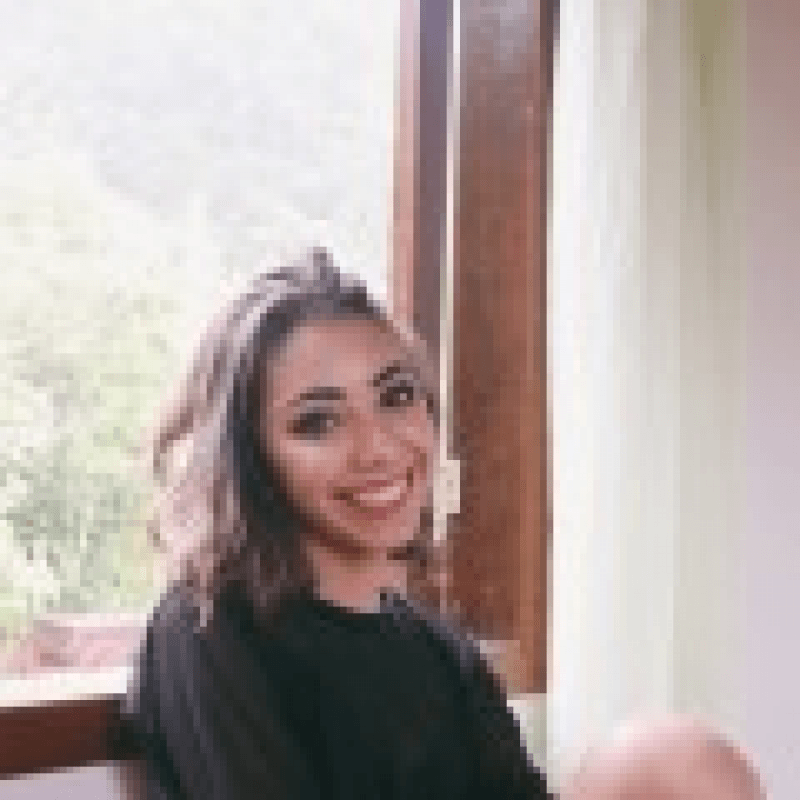 Vit&oacute;ria Caroline Mendes