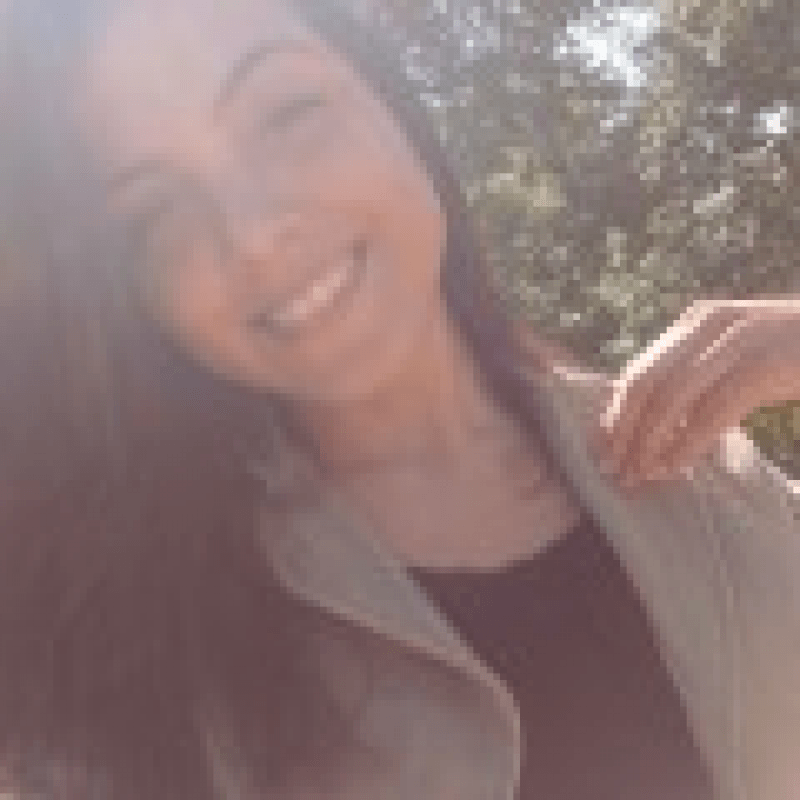 Enviar Proposta Diretamente Para: Vitoria_Ribeiro97@hotmail.com