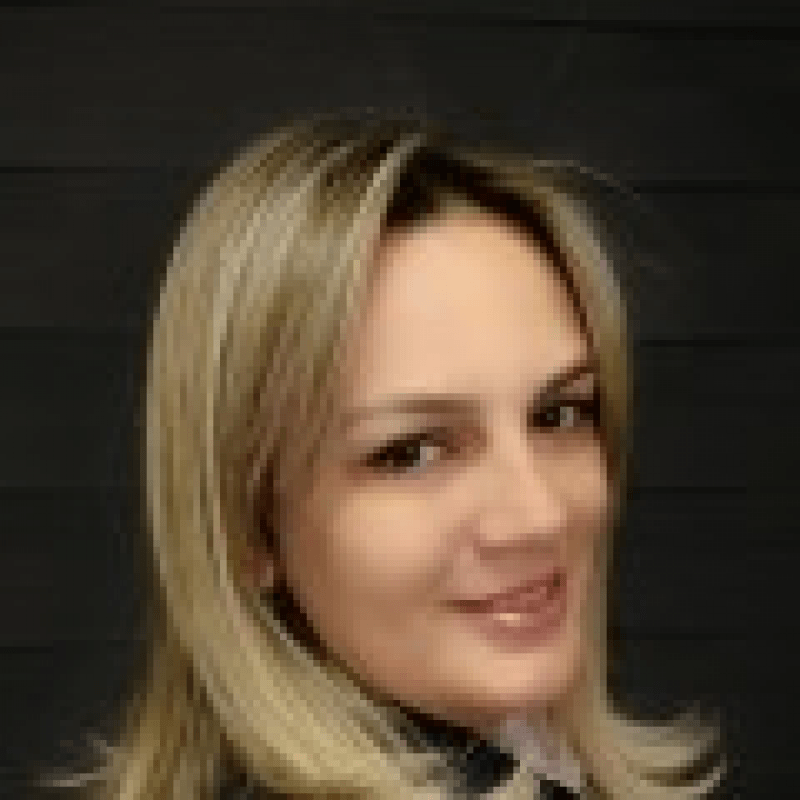 Mariana Guimarães