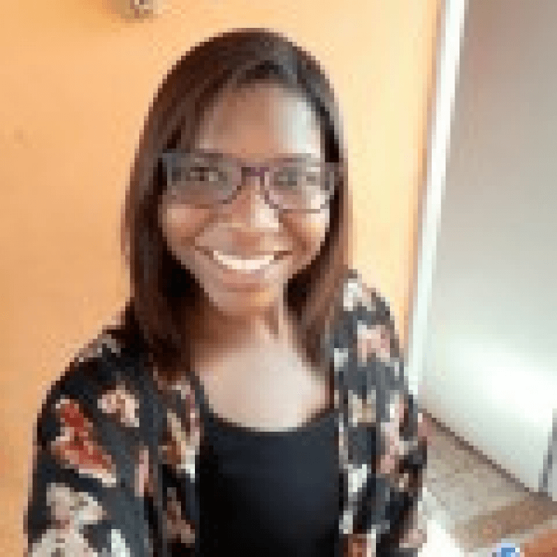 Danielle Almeida Advogada