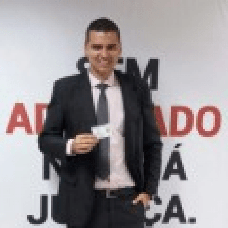 Cesar Villela Estagiário da Oab
