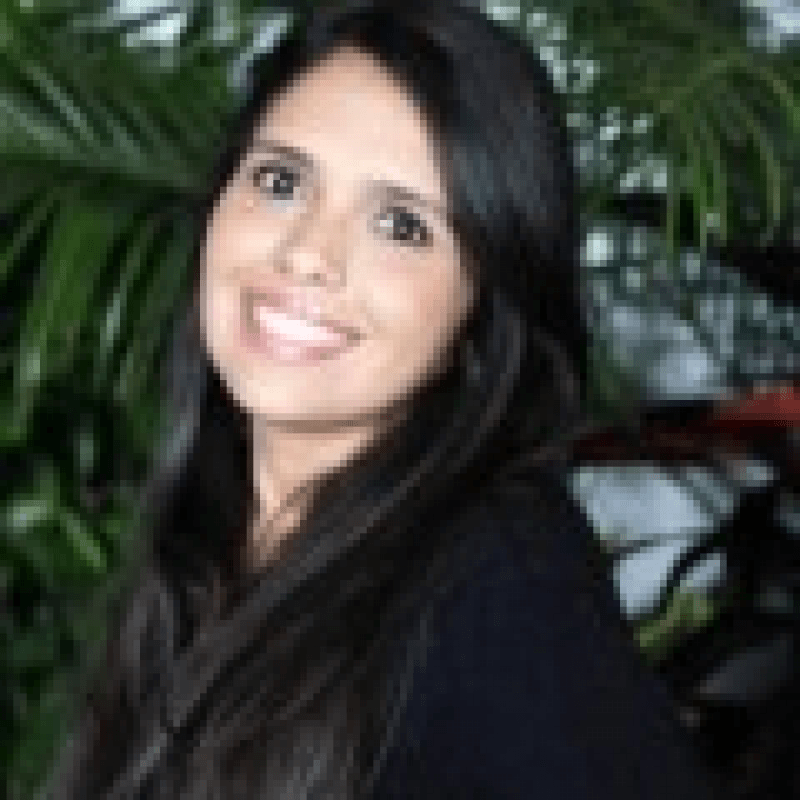 Sara Leone Advogada