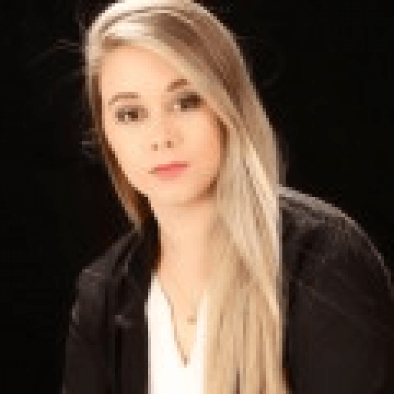 Mirela Sales