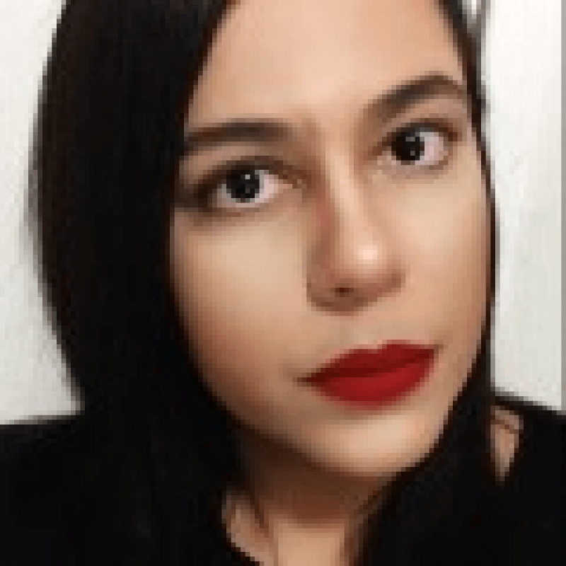 Adriana Souza Le&atilde;o