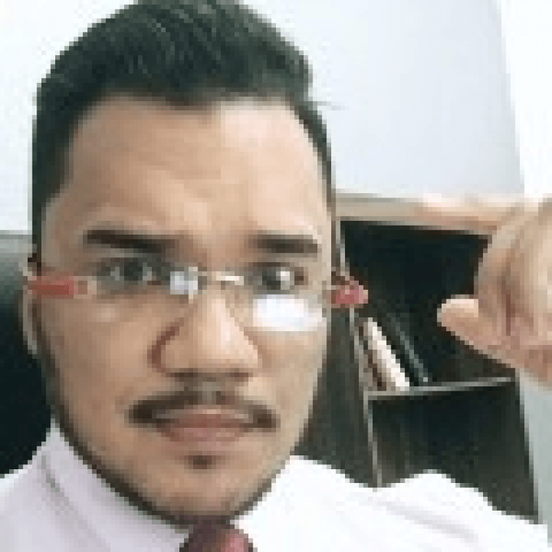 Maur&iacute;cio J&uacute;nior