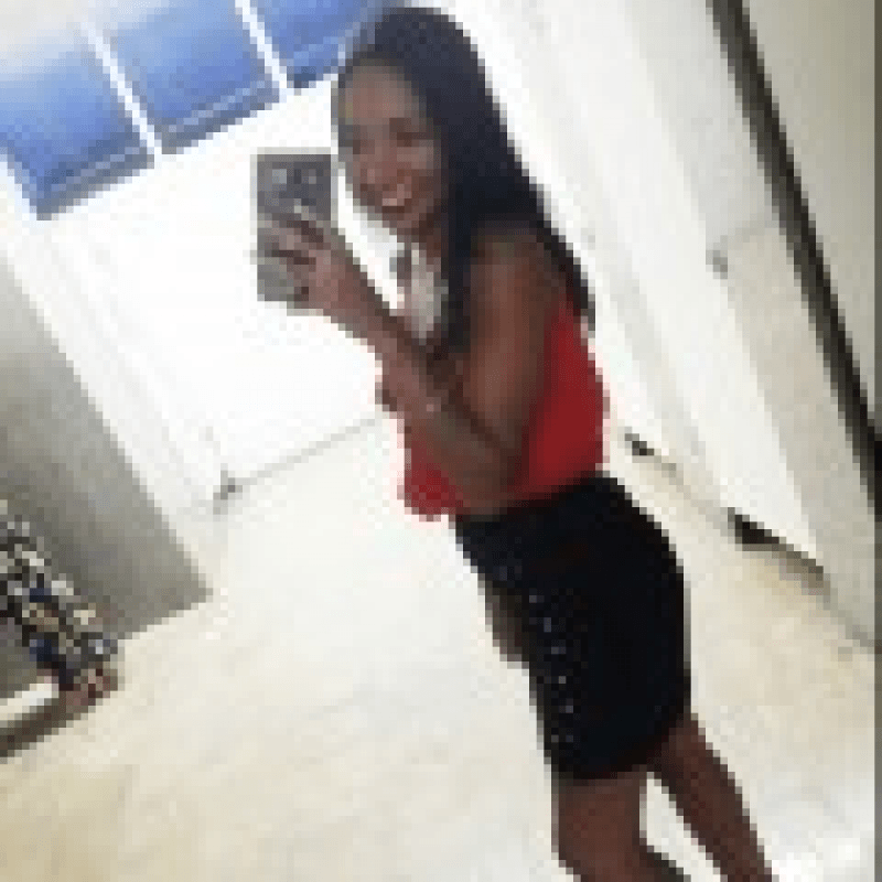 &Eacute;dina Maria Andrade de Oliveira