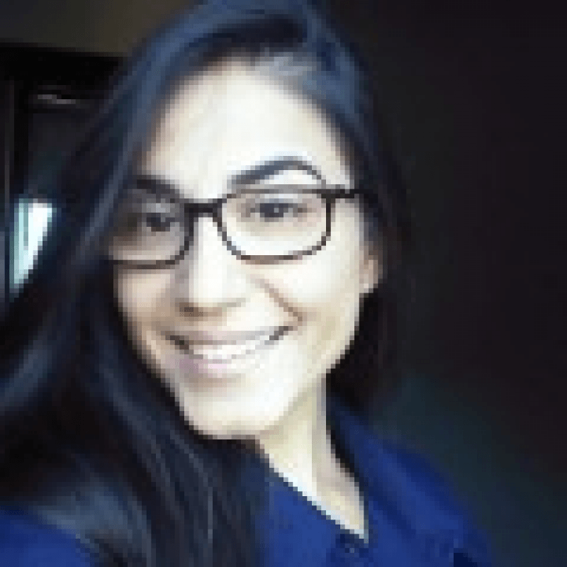 N&aacute;dia Sales Souza