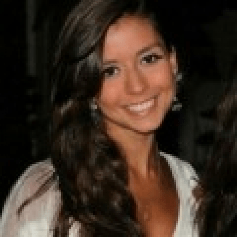 Renata Ara&uacute;jo