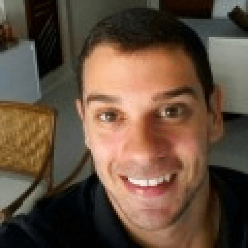 Jo&atilde;o Renato Rolim