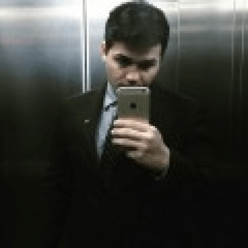 Dr. Israel Oliveira