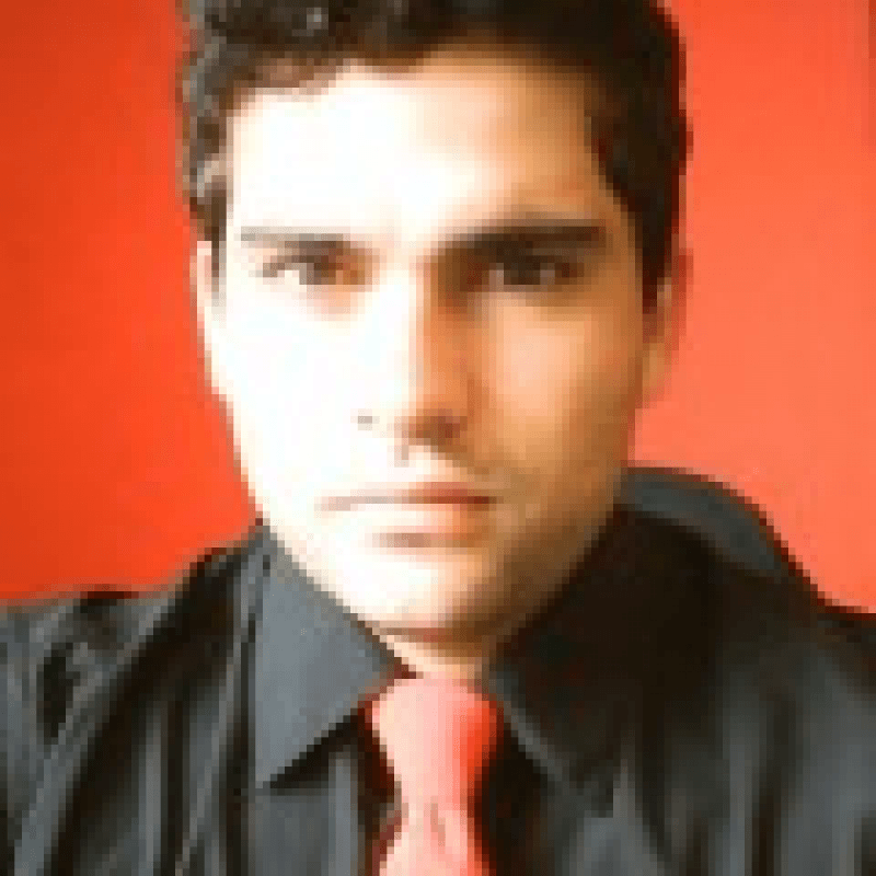 Dr. Marcelo Oliveira